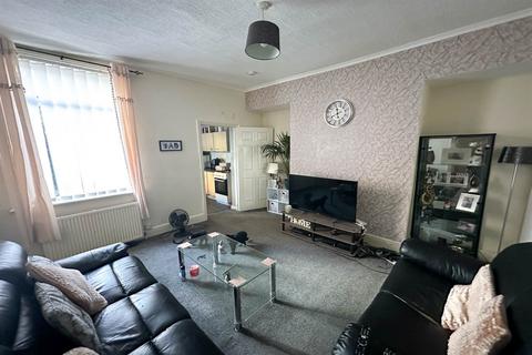 5 bedroom flat for sale, Russell Street, Jarrow