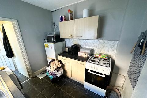5 bedroom flat for sale, Russell Street, Jarrow