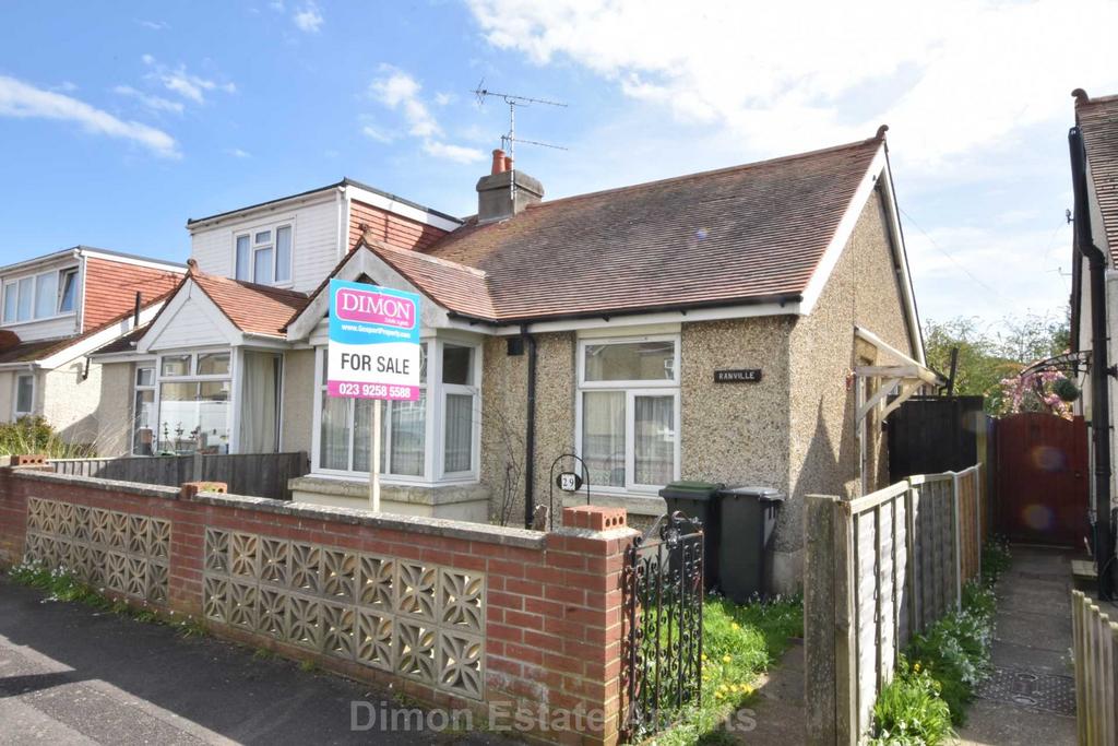 Southcroft Road, Gosport 3 bed semidetached bungalow for sale £249,950