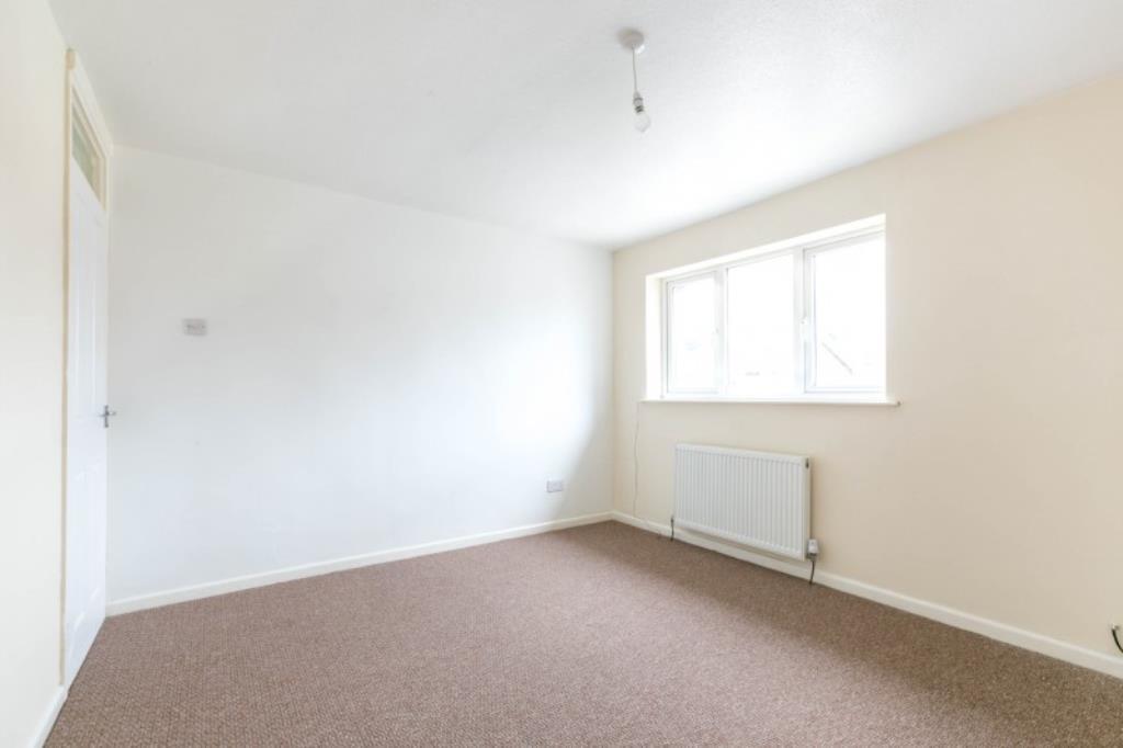 Baker Street, Poolstock, Wigan, WN3 5HQ 2 bed townhouse £600 pcm (£