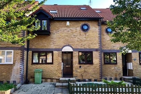 1 bedroom in a house share to rent - Fishermans Drive, London, SE16