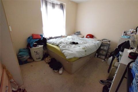 2 bedroom end of terrace house for sale - Avenue Road, Chadwell Heath, Romford, London, RM6