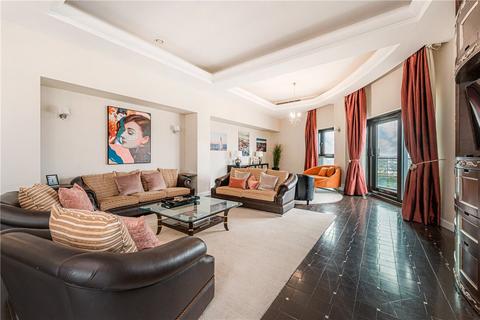 3 bedroom penthouse to rent, Bridges Court Road, London, Vicentia Court (BCR) L, SW11