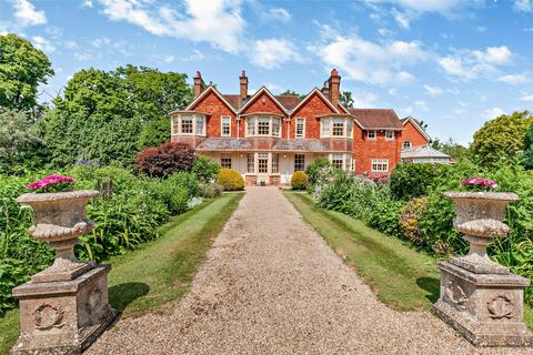 7 bedroom detached house for sale, Blackberry Lane, Lingfield, Surrey, RH7