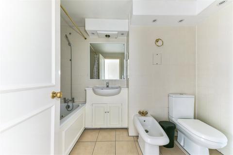 2 bedroom apartment to rent, Cumberland Mills Square, London, E14