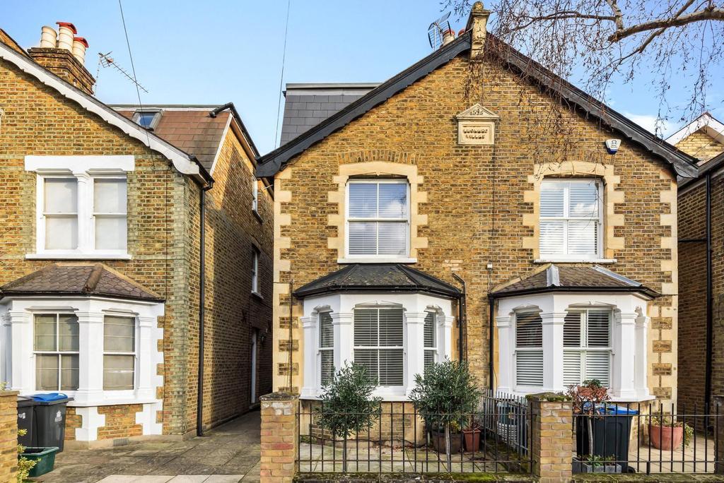 Clifton Road, Kingston Upon Thames, KT2 3 bed semi-detached house - £ ...