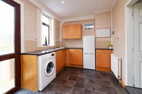 25 Longbar Avenue, Glengarnock, Beith, KA14 3BW