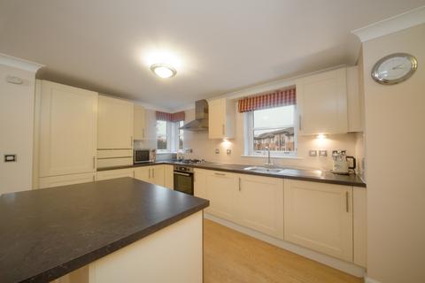 Flat 5, 2 Aidans Brae, Clarkston, Glasgow, G76 7EP