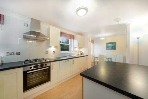 Flat 5, 2 Aidans Brae, Clarkston, Glasgow, G76 7EP
