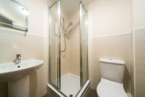 Flat 5, 2 Aidans Brae, Clarkston, Glasgow, G76 7EP
