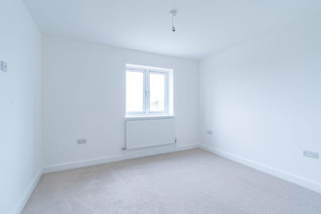 Bedroom 2 (Double)