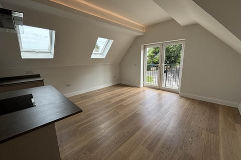 2 bedroom penthouse for sale, BH18 PENTHOUSE, WOODLAND VIEW, Broadstone