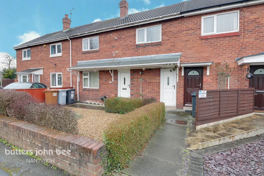 Wyche Avenue, Nantwich 3 bed terraced house £190,000