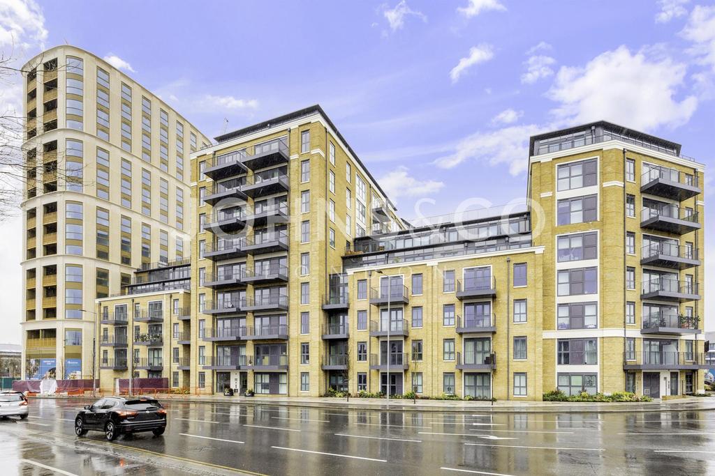 Yorke House, Royal Exchange, Kingston Upon Thames, KT1 2 bed apartment