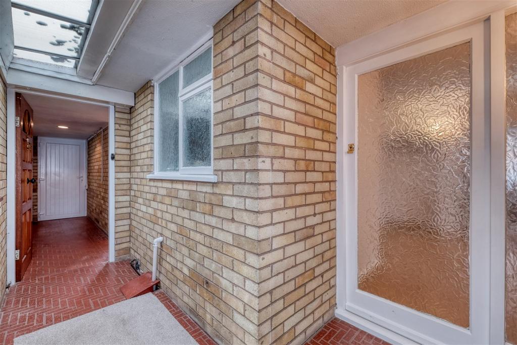 Orchard Way, Studley, B80 7NZ 3 bed bungalow £375,000