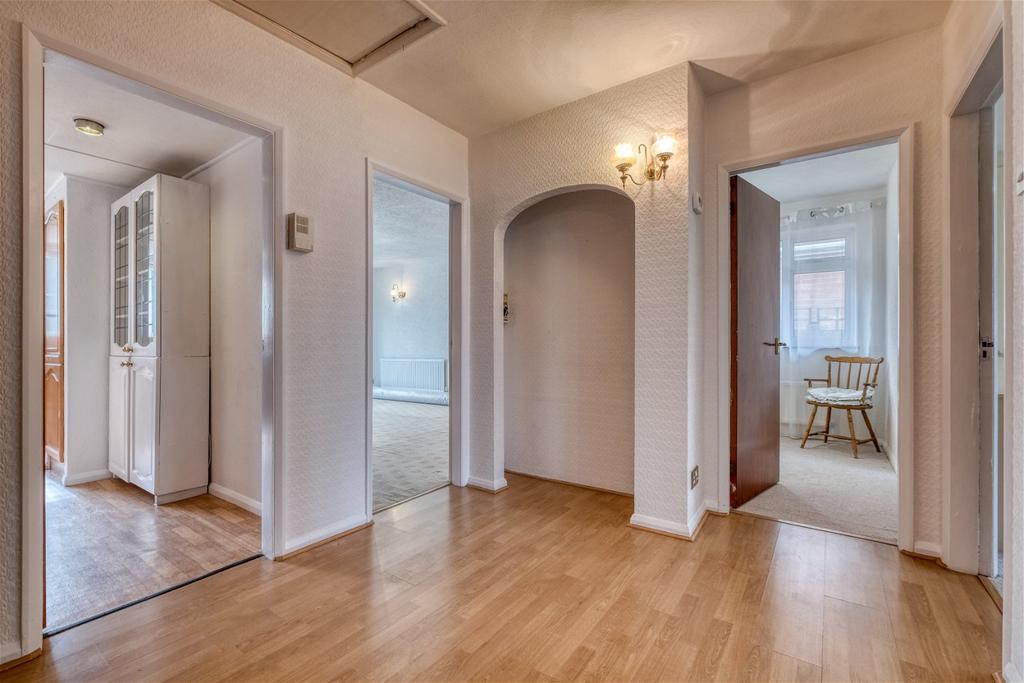 Orchard Way, Studley, B80 7NZ 3 bed bungalow £375,000