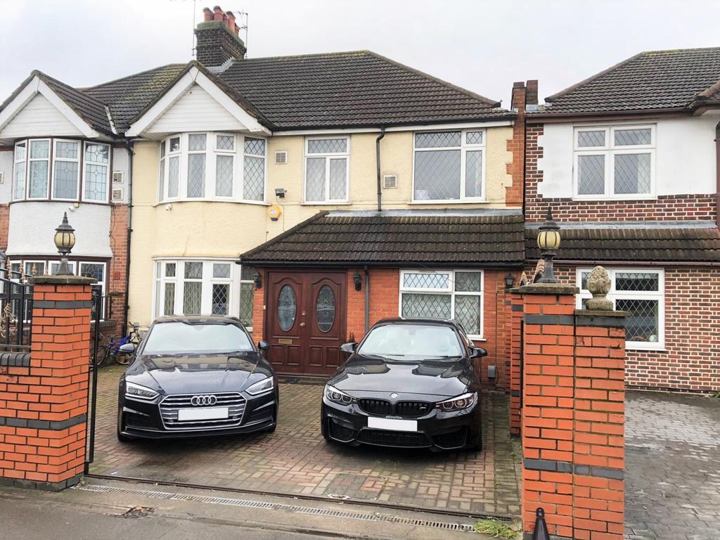5 Bed semi detached family home