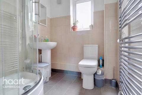 6 Ekin Walk, Cambridge, CB5 8PH