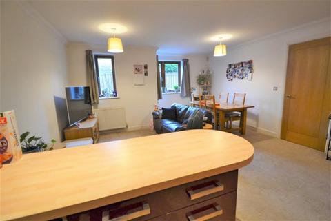 1 Edwards Close, Kings Worthy, Winchester, SO23 7HX