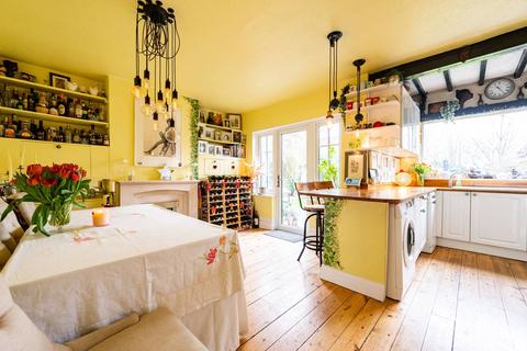 3 bedroom end of terrace house for sale - Stuart Road, Harrow, HA3