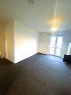 2 bedroom flat to rent - Stern Close, Barking IG11