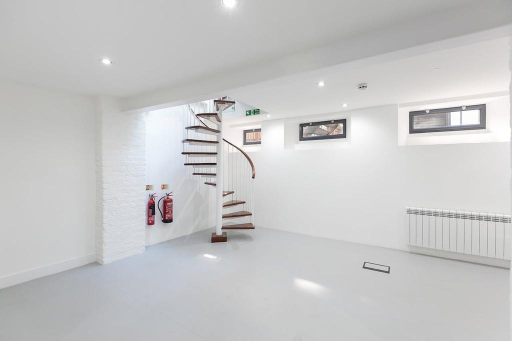23 Charlotte Road EC2 A3 PBShoreditch Showroom Office Re
