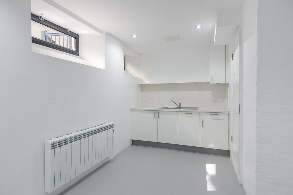 23 Charlotte Road EC2 A3 PBShoreditch Showroom Office Re