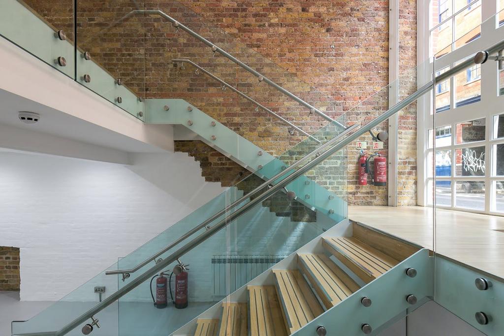 23 Charlotte Road EC2 A3 PBShoreditch Showroom Office Re