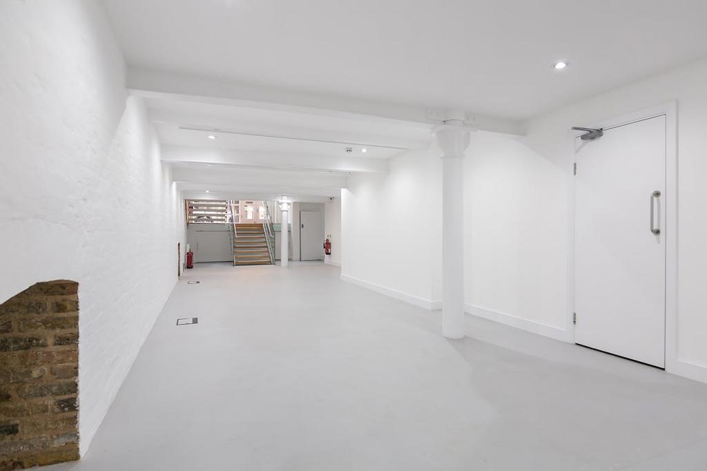 23 Charlotte Road EC2 A3 PBShoreditch Showroom Office Re