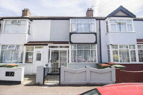 173 Walton Road, London, E12 5RN