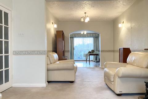 185 Albany Park Avenue, Enfield, EN3 5NY