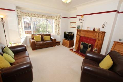 27 Bond Road, Barnsley, S75 2TW