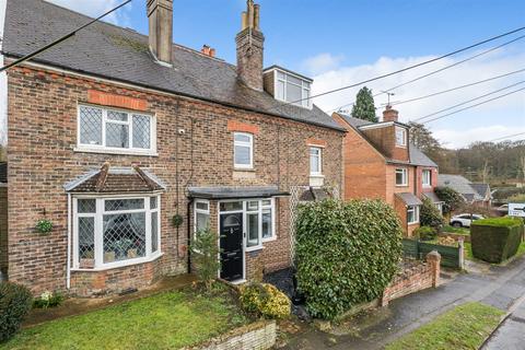 17, Carylls Cottages Faygate Lane, Faygate, Horsham, RH12 4SQ