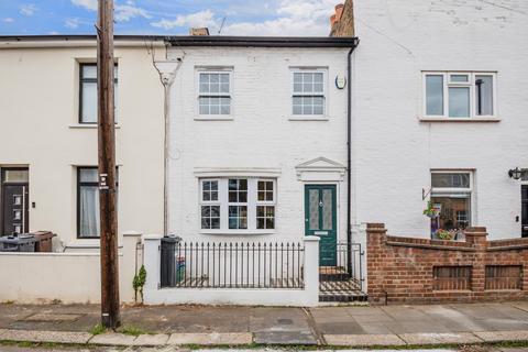59 Orchard Road, Brentford, TW8 0QU