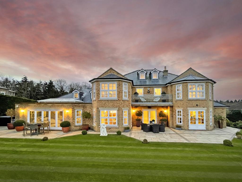 Wellington Drive, Wynyard, TS22 5 bed detached house £1,500,000