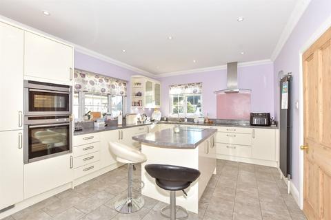 4 bedroom detached house for sale, Madeira Road, Littlestone, New Romney, Kent