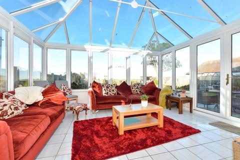 Links Cottage Madeira Road, Littlestone, New Romney, TN28 8QX