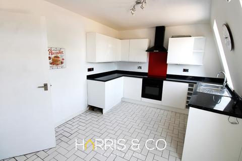 2 bedroom flat to rent, Pharos Street, Fleetwood, FY7