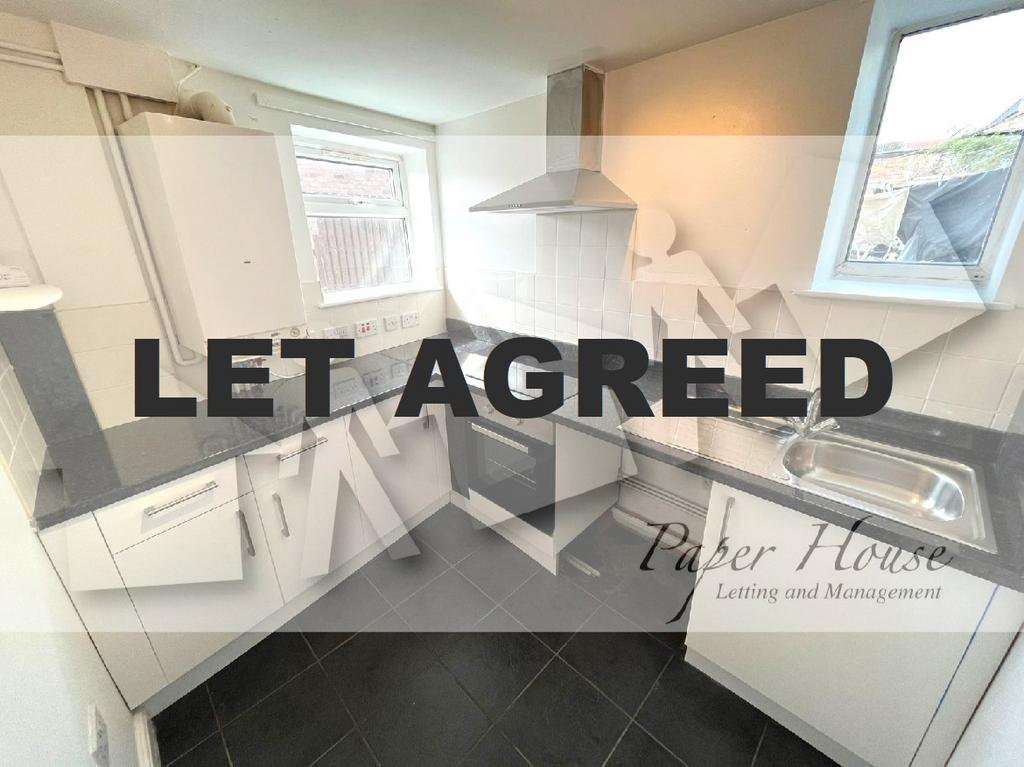 Main Street, Shirebrook, Mansfield NG20 1 bed ground floor flat £550