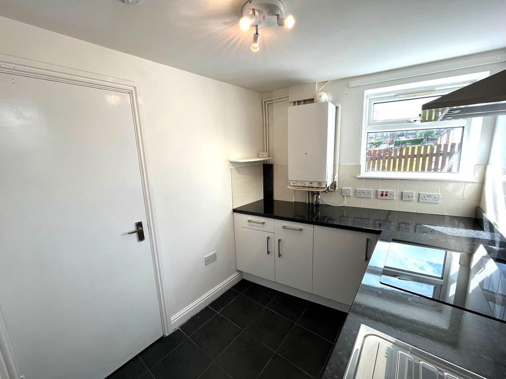 Main Street, Shirebrook, Mansfield NG20 1 bed ground floor flat £550
