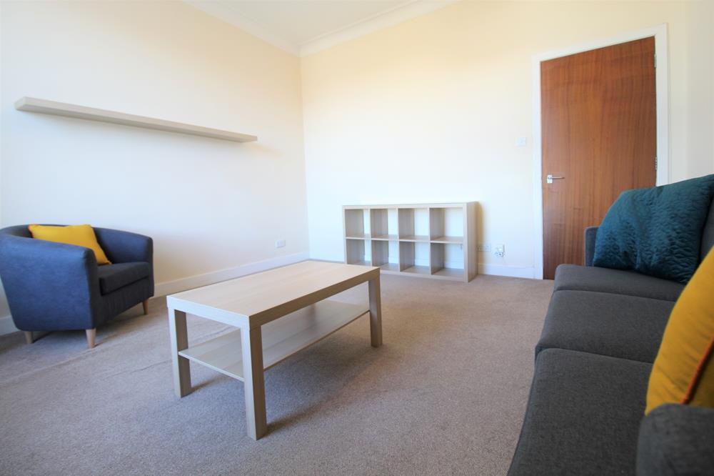 Fonthill Road, Aberdeen, AB11 2 bed flat £695 pcm (£160 pw)