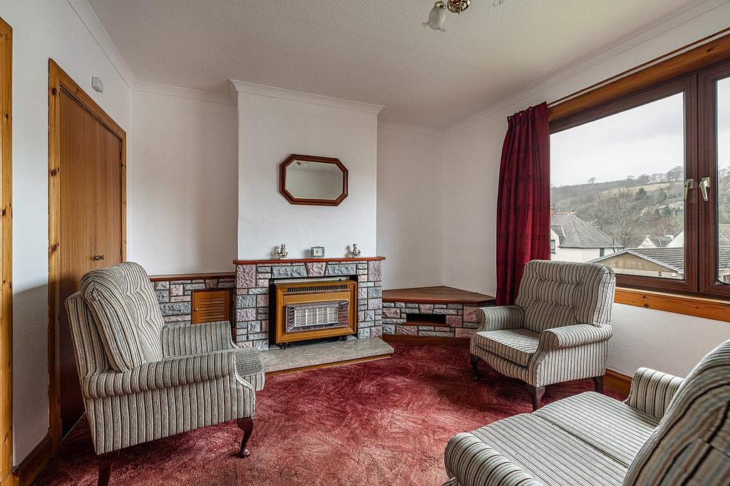 44 Bongate, Jedburgh TD8 6DY 3 bed flat £90,000