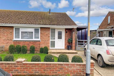 33 Beechwood Close, St Marys Bay, Romney Marsh, TN29 0XF
