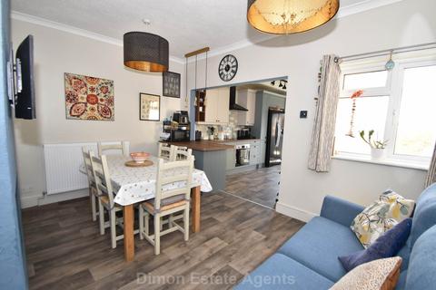 4 bedroom terraced house for sale, Sydney Road, Gosport