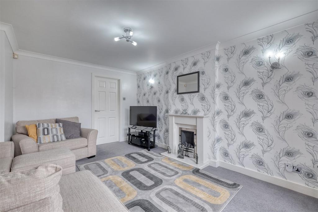 Cranham Close, Headless Cross, Redditch B97 5AZ 3 bed detached house