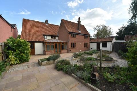 3 bedroom detached house to rent, The Duddery, Wickhambrook, Newmarket, Suffolk, CB8