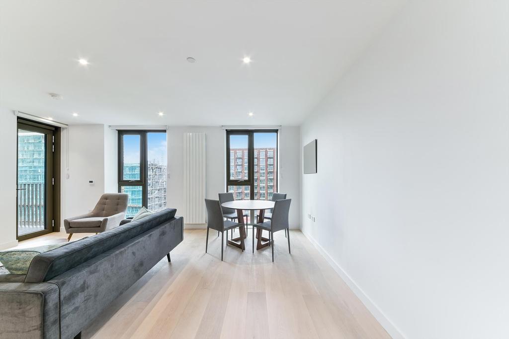 Windlass House, Royal Wharf, London, E16 1 bed apartment £1,998 pcm