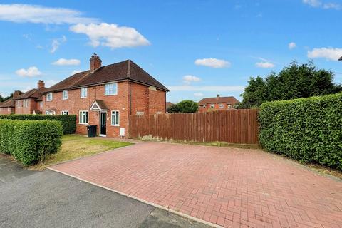 3 bedroom semi-detached house for sale, Lansdowne Road, Alton, Hampshire