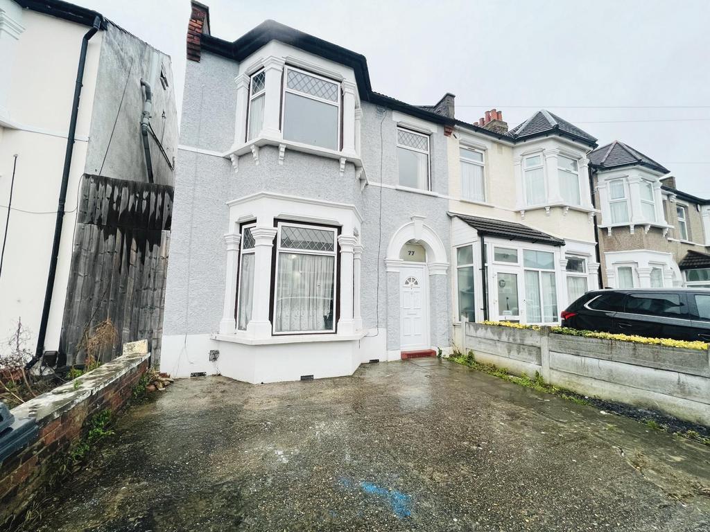 Park Road, Ilford, IG1 3 bed house £2,150 pcm (£496 pw)