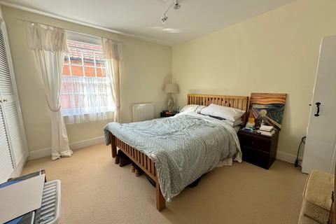 1 bedroom end of terrace house to rent, Plough Lane, Sudbury